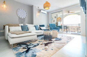 CA44- Modern flat in old town , 100 m to beach